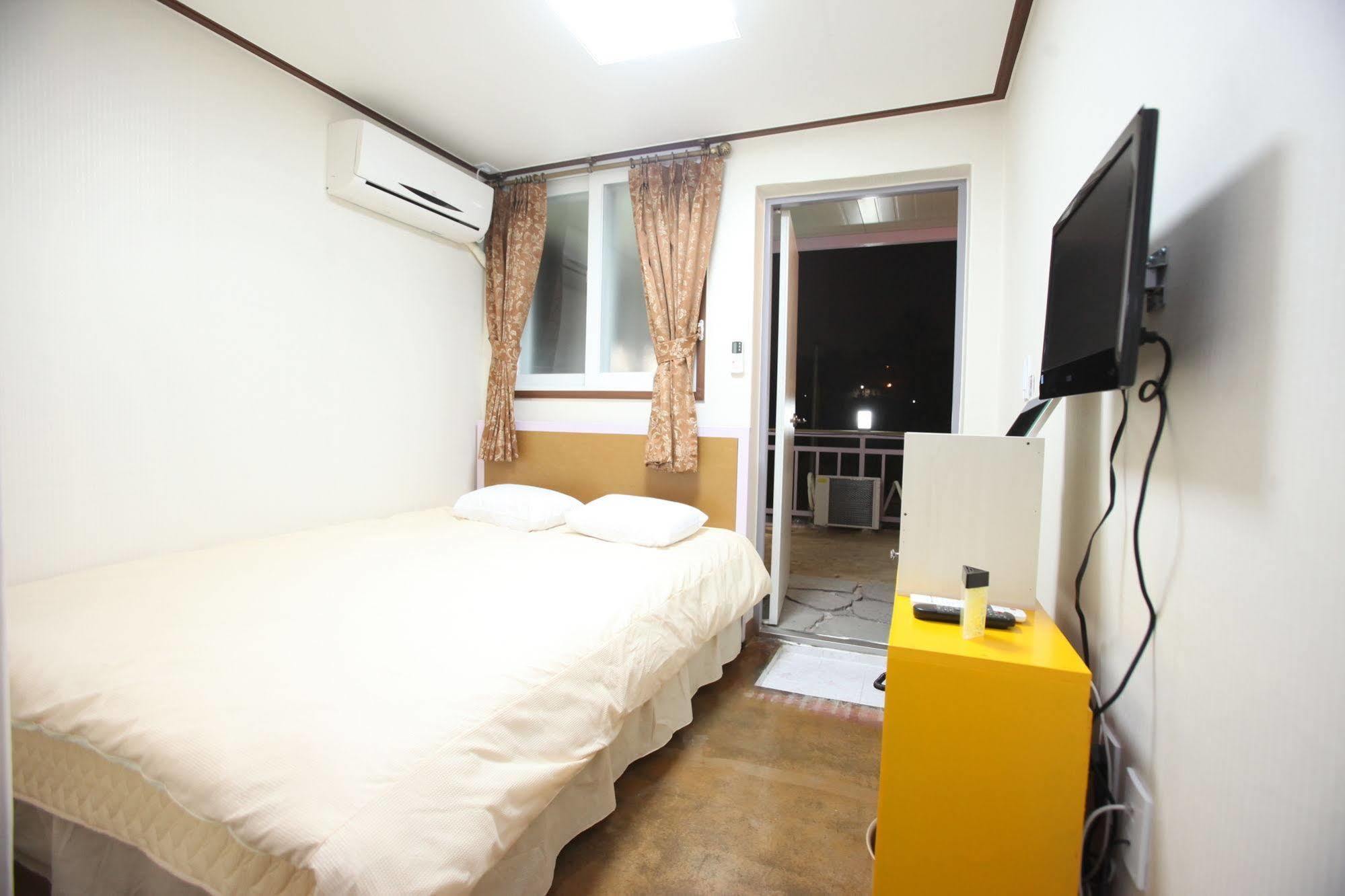 Kukje Myeongdong House Otel Seul Dış mekan fotoğraf