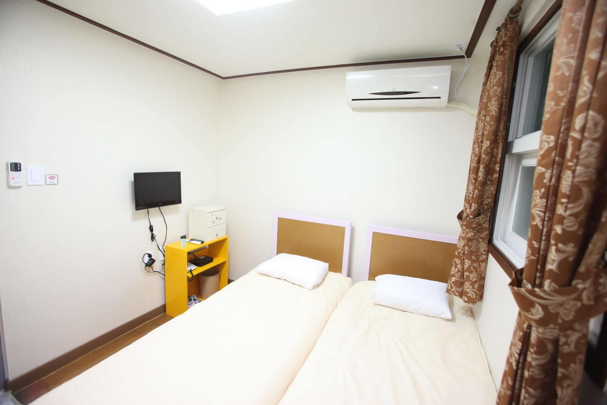 Kukje Myeongdong House Otel Seul Dış mekan fotoğraf
